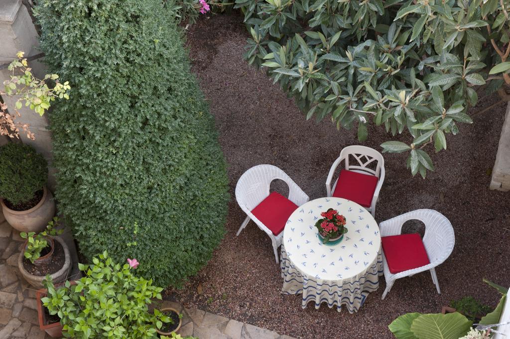 La Maison Du Peintre En Provence Малмор Екстериор снимка
